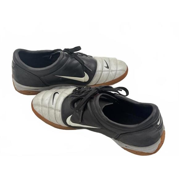OG 2005 Nike Total 90 III IC Indoor Astro Trainers US12/UK11 - Picture 2 of 7